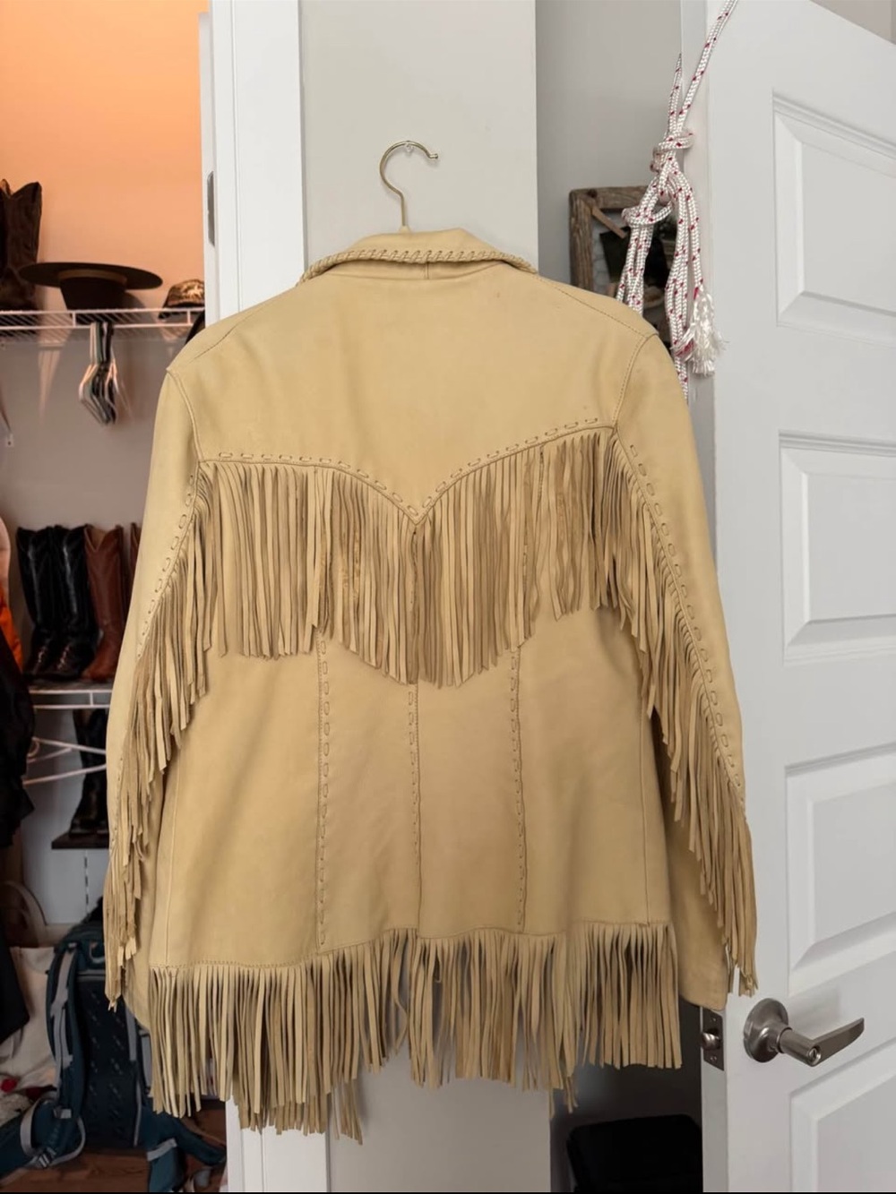 LUCCHESE TELLULAH FRINGE JACKET - LARGE - Picture 2 of 5